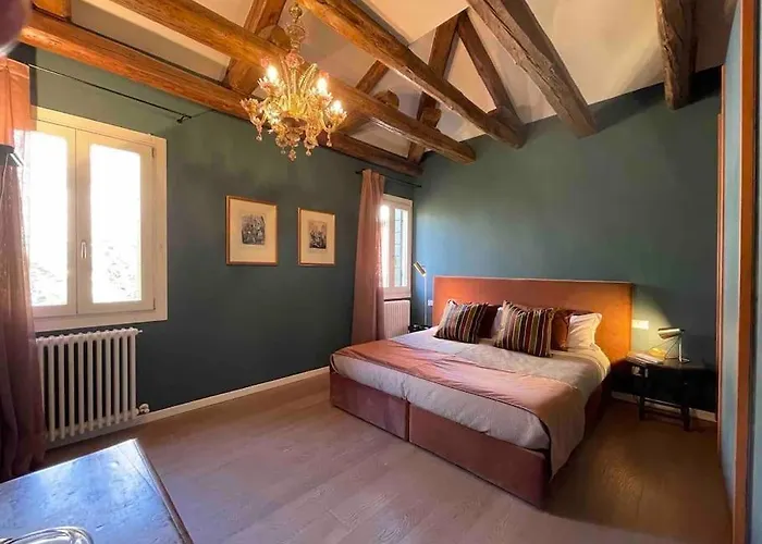 Ca Cornelia - A Rooftop Terrace With Dazzling View